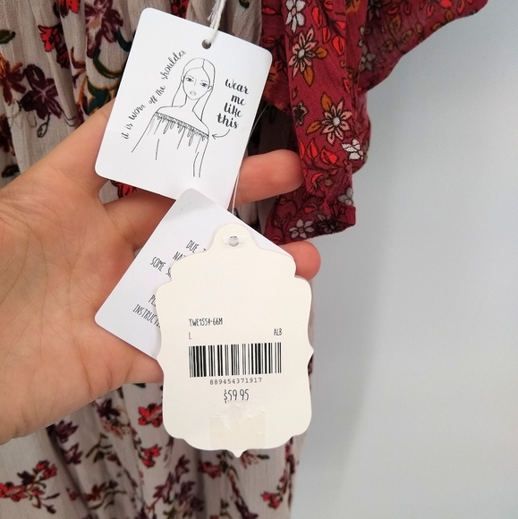 ALTAR'D STATE nwt Ruby Off Shoulder Flutter Top - Picture 2 of 8